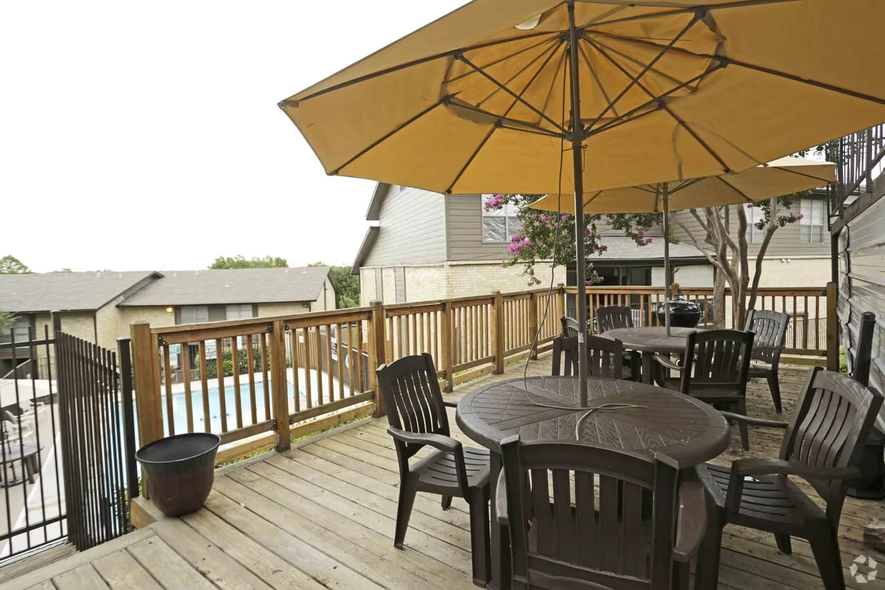 Appian Way North Richland Hills - Beautiful apartment community